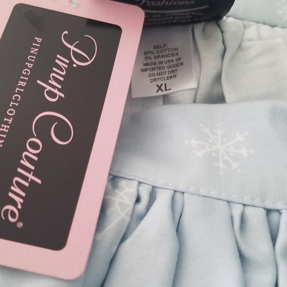 Pin up girl castle skirts - Picture 2 of 4